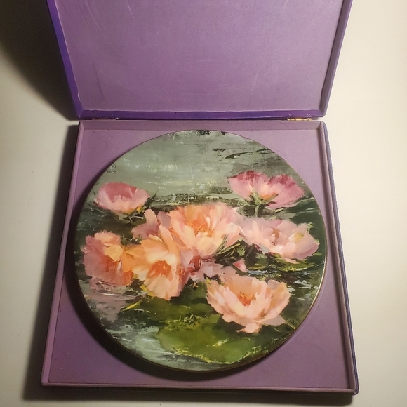 Royal Doulton Collector's Plate by Hahn Vidal Vintage 1975 Flower Garden Series - Picture 6 of 8